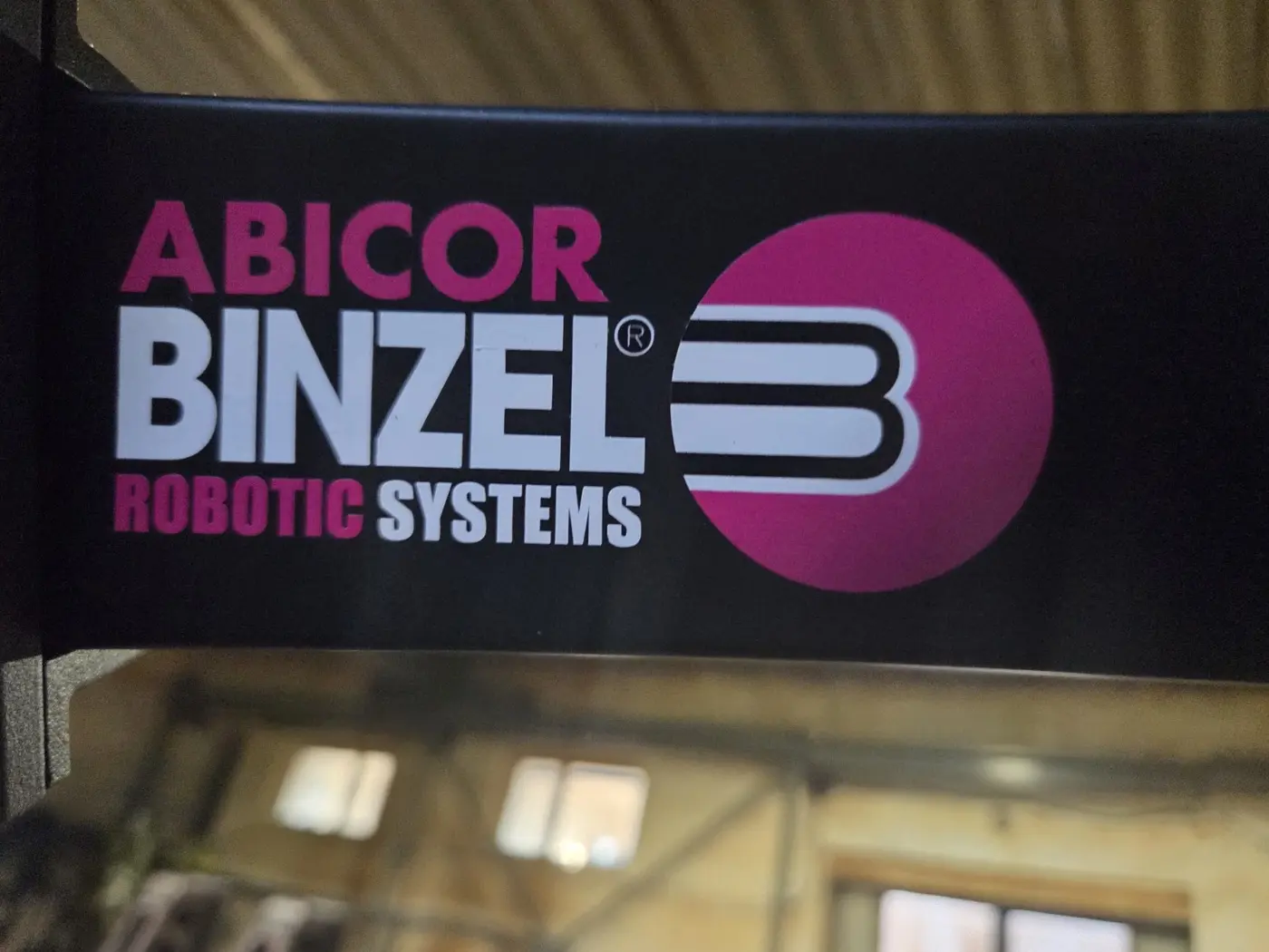 ABICOR BINZEL Robotic Systems – technológia robotizovaného zvárania MONER